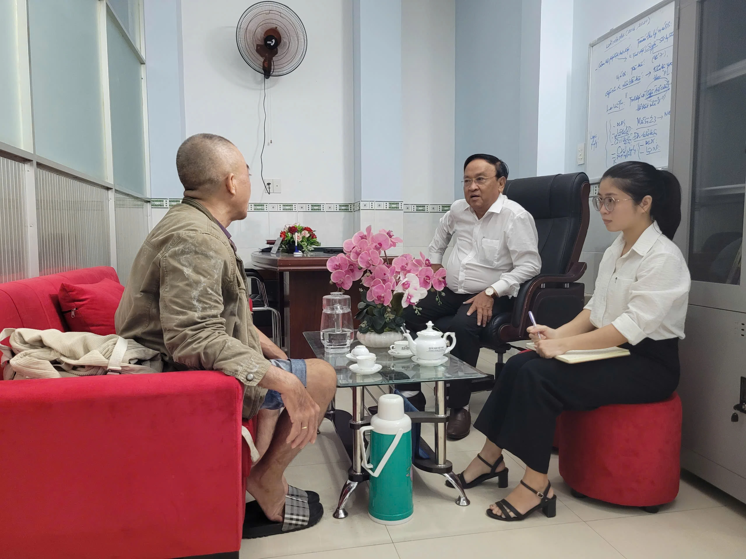 Cần đối chiếu từng khoản trong phương án bồi thường với hồ sơ và quy định của địa phương Cần đối chiếu từng khoản trong phương án bồi thường với hồ sơ và quy định của địa phương