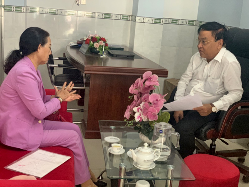 Hướng dẫn khách hàng về thủ tục pháp lý