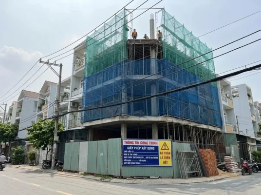 Pháp lý khi xây nhà bắt đầu từ việc xin và treo giấy phép xây dựng đúng quy định